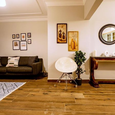 Spacious And Comfy 2Br In The Heart Of Cihangir Appartement Istanboel Buitenkant foto