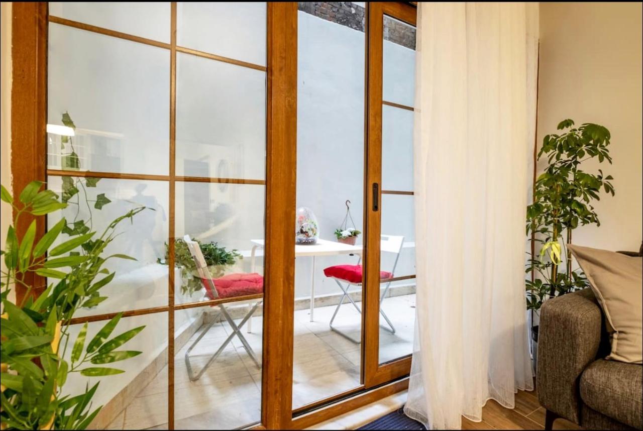 Spacious And Comfy 2Br In The Heart Of Cihangir Appartement Istanboel Buitenkant foto